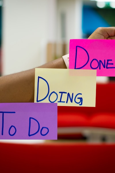 SocialHub Cross-Platform App Screenshot